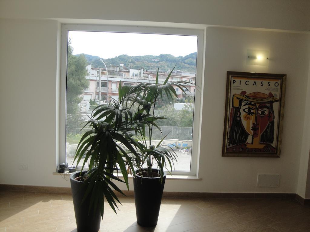 Hotel Residence Thalassa Reggio Calabria Exterior photo